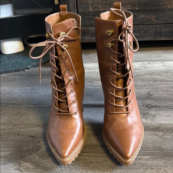 Michael Kors Women's Brown Leather Ankle Boots - Picture 1 of 4